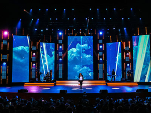 How to configure a large stage LED screen